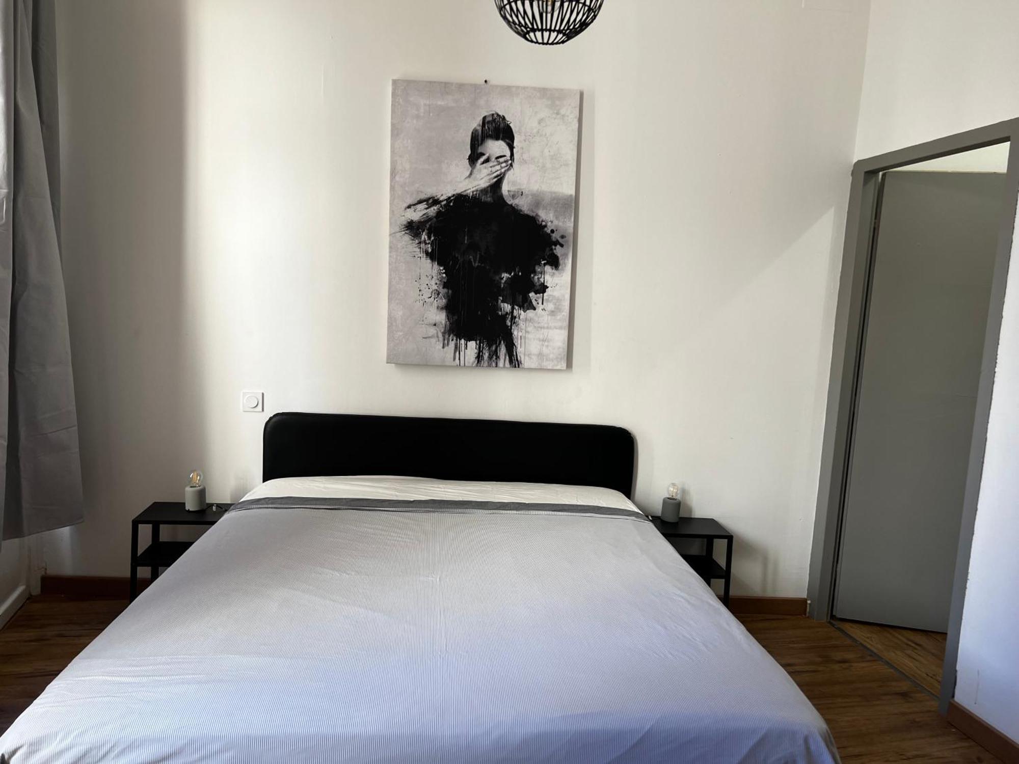 Republique - Grande La Real Apartment Perpignan Bagian luar foto